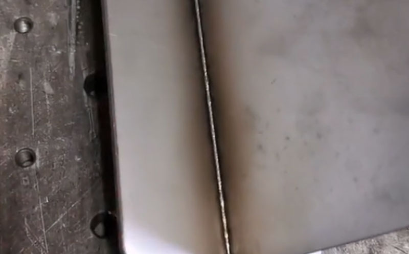 海寶手持激光焊接機(jī)，焊縫美觀